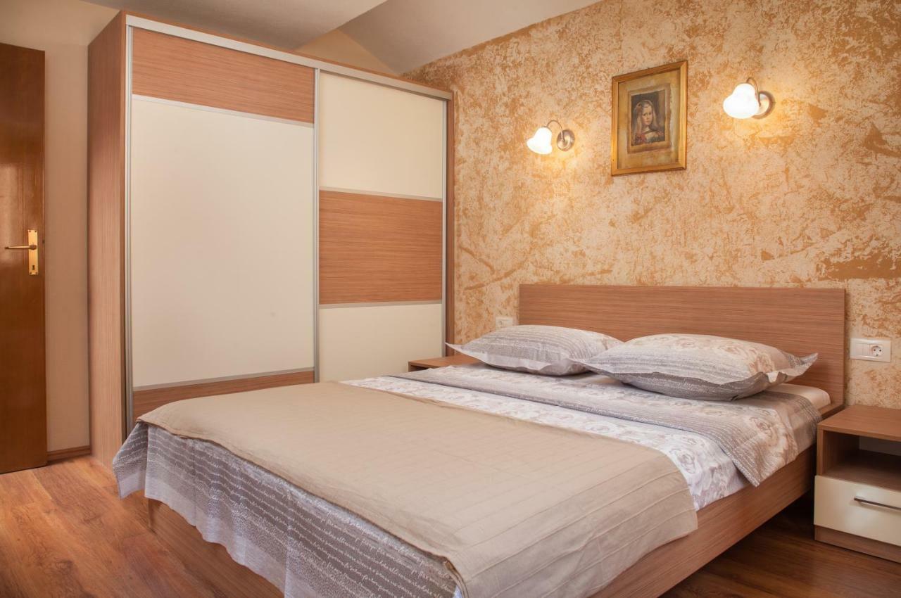 Apartments Kate Makarska Esterno foto