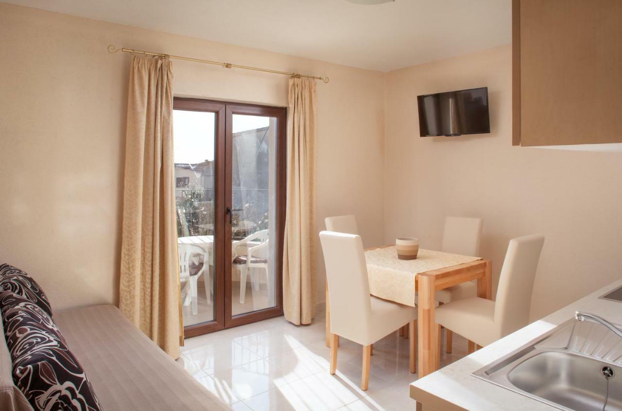 Apartments Kate Makarska Esterno foto